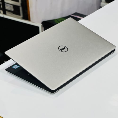 DELL XPS 13 9360
