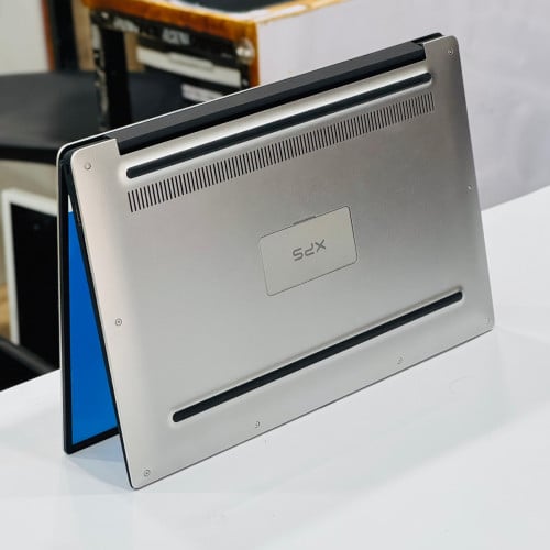 DELL XPS 13 9360