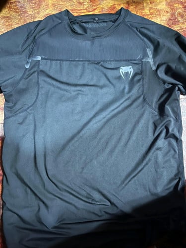 Dry fit t shirt