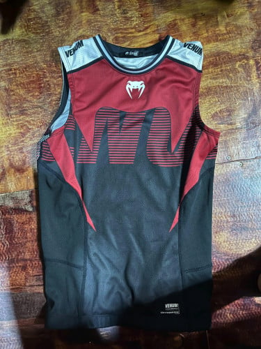 Dry tech shirt