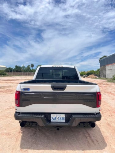 Ford F-150 Raptor 2017, ពិន្ទុ​94 , Full ទ្បានមូល​ អត់​បុក​ អត់បាញ់ថ្នាំ​ធានាម៉ាសុីន​
