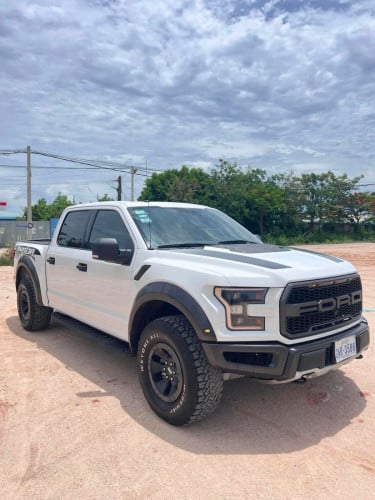 Ford F-150 Raptor 2017, ពិន្ទុ​94 , Full ទ្បានមូល​ អត់​បុក​ អត់បាញ់ថ្នាំ​ធានាម៉ាសុីន​