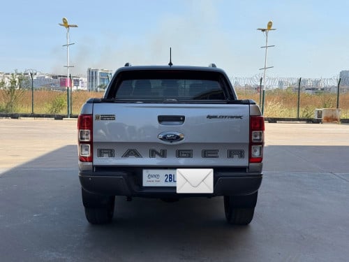 Ford Ranger Wildtrak2021 វេីតៗបងៗ