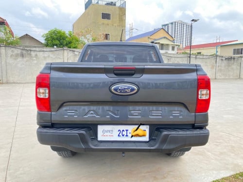 Ford Ranger XL 2025ប្រេីបាន17000គីឡូតំលៃចរចាបានទៀត