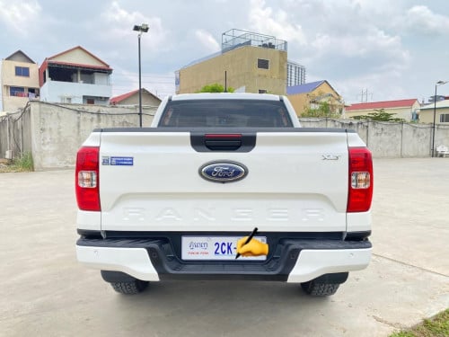 Ford ranger xlt2026 ទេីបកាត់បានប្រេីបាន7000គីឡូទេថ្មីខ្លាំង