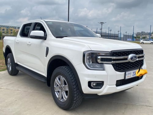 Ford ranger xlt2026 ទេីបកាត់បានប្រេីបាន7000គីឡូទេថ្មីខ្លាំង