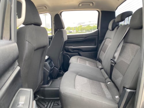 Ford ranger xlt2026 ទេីបកាត់បានប្រេីបាន7000គីឡូទេថ្មីខ្លាំង