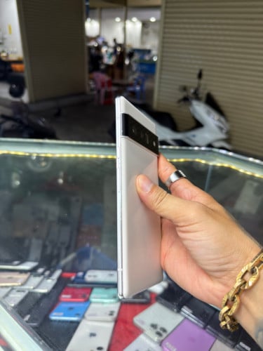 Google Pixel 6 Pro USA , Ram12GB HD128GB Phone Condition 97% , ដូរអេក្រង់ OLED , ម៉ាស៊ីនហ្ស៊ីន
