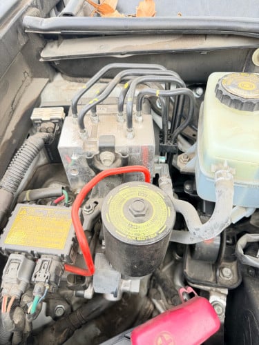 Highlander Hybrid Full Limited 2010 ពណ៌​ស​កាម៉ៃ​ ថ្នាំ​សុីន​មួយ​ជុំ​ សាច់​ដែក​ថ្មី​