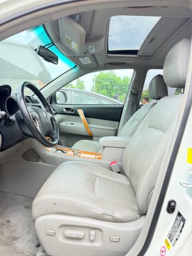 Highlander Hybrid Full Limited 2010 ពណ៌​ស​កាម៉ៃ​ ថ្នាំ​សុីន​មួយ​ជុំ​ សាច់​ដែក​ថ្មី​