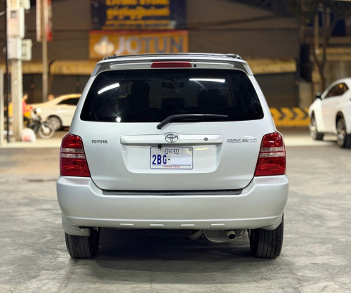 Highlander V4 2023 ទឹកប្រាក់