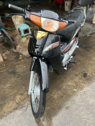Honda Dream 2013