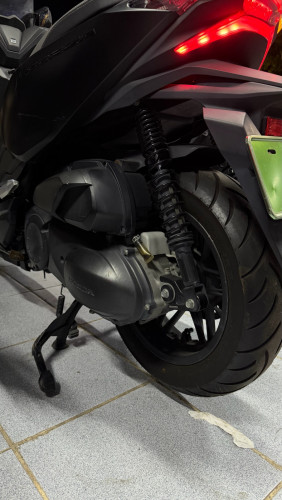 Honda Forza 250cc ជប៉ុនខ្ចីគីឡូតិច