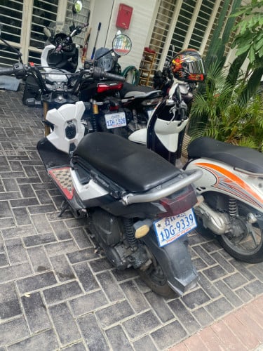 Honda Zoomer X