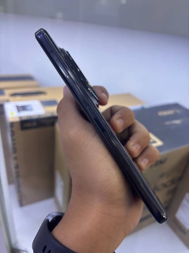 Honor magic 6pro 12G 512G 99%អត់ឆ្នាំងសាក