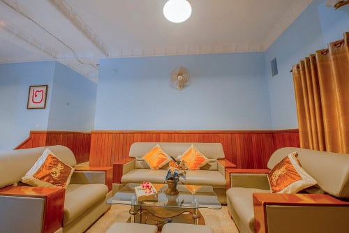Hotel for rent 5 minutes from pub street / សណ្ឋាគារសម្រាប់ជួល ៥នាទីពីផ្លូវផាប់ស្ទ្រីត