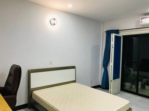 House for Rent - 2 Floors, 6 Rooms, 1 Big Living Room (60m Blvd.)