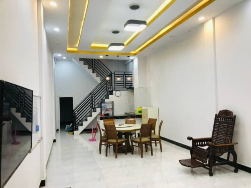 House for Rent - 2 Floors, 6 Rooms, 1 Big Living Room (60m Blvd.)