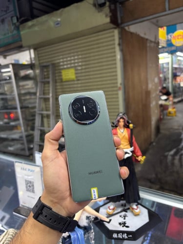 Huawei MateX5 512G Ram12G Sim2 Global ម៉ាសុីនសានុំស្រីុន ស្ទើរតួរតិចៗ