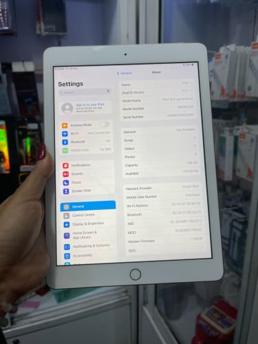 iPad 6th generation 128GB/sim+wifiស្អាត99%