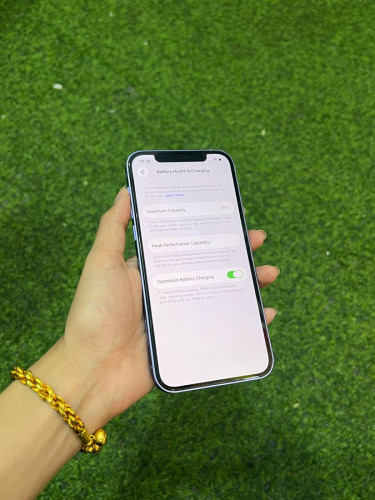 iPhone 12 ពណ៌ស្វាយ 🍏 LLA 64GB Battery 88% 🔋 តួស្អាត 99% សំណុំហ្សីន អត់ជាប់អី (ធានា1ខែ)