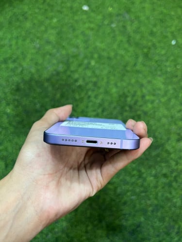 iPhone 12 ពណ៌ស្វាយ 🍏 LLA 64GB Battery 90% 🔋 តួស្អាត 99% សំណុំហ្សីន អត់ជាប់អី