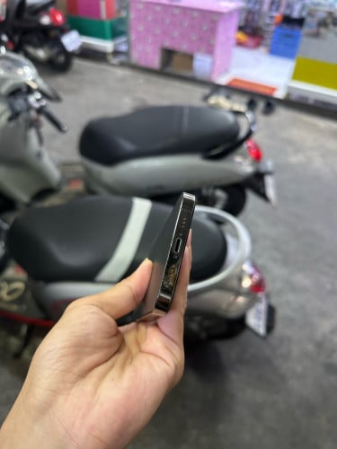 iPhone 13 Pro 128GB សាណុំ