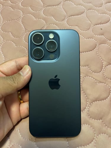 iPhone 15pro ជួប iCloud 256GB