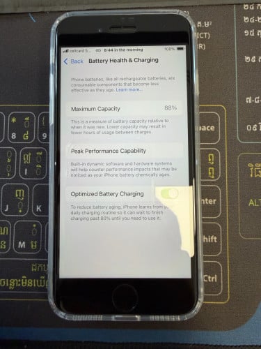 iPhone SE 2020, 64GB, ពណ៌ ស, កាណាដា, នៅស្អាត