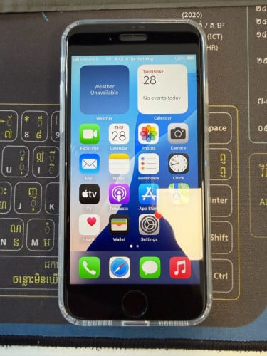 iPhone SE 2020, 64GB, ពណ៌ ស, កាណាដា, នៅស្អាត