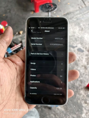 iphone se2 128G លក់ 45$ លេងក្តៅរៀងស្ពឹកថាច់បន្តិច