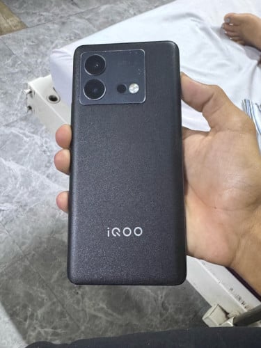 Iqooneo8pro 170$