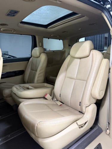 KIA CARNIVAL 2019