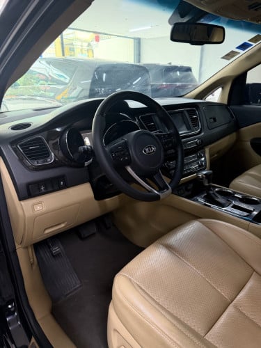 KIA CARNIVAL 2019