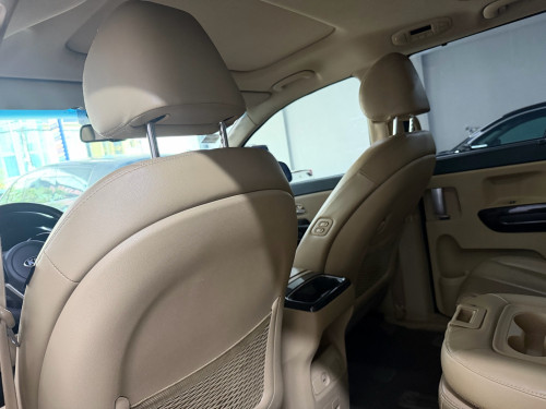 KIA CARNIVAL 2019