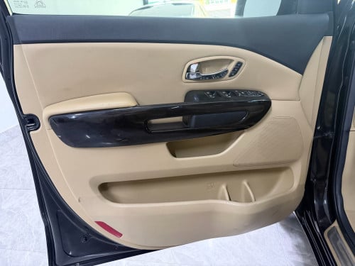 KIA CARNIVAL 2019