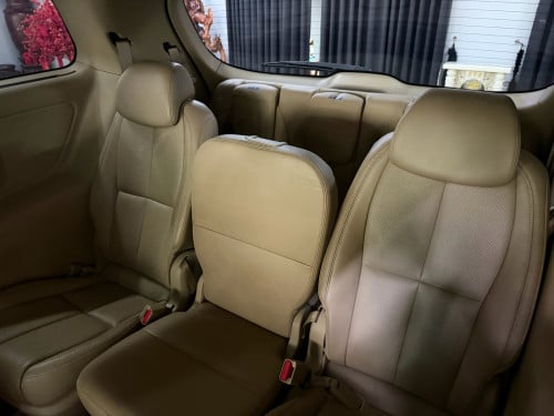 KIA CARNIVAL 2019