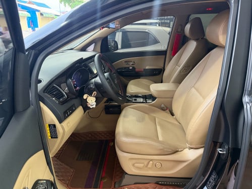 Kia Carnival 2019 Full Options មហាថ្មី