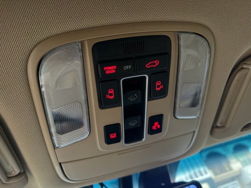 Kia Carnival 2019 Full Options មហាថ្មី