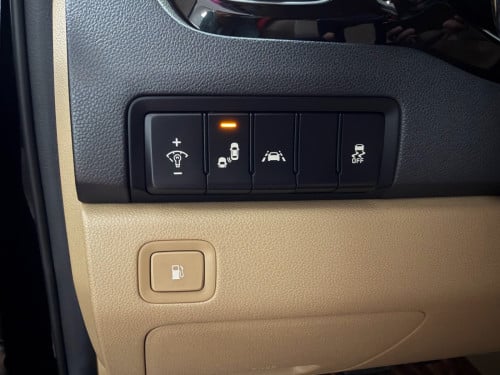 Kia Carnival 2019 Full Options មហាថ្មី