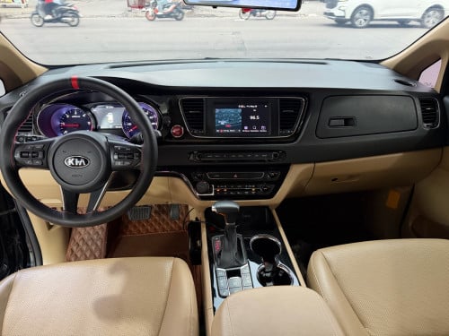 Kia Carnival 2019 Full Options មហាថ្មី