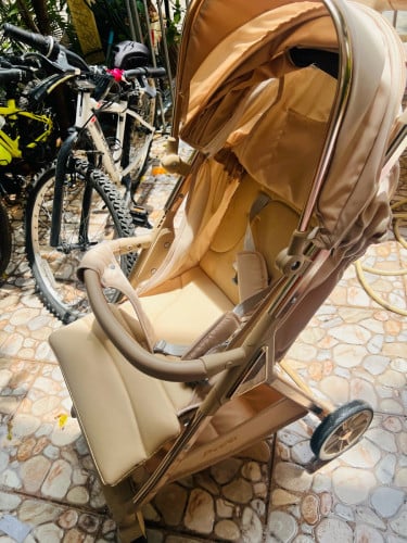 Kids stroller in very good condition