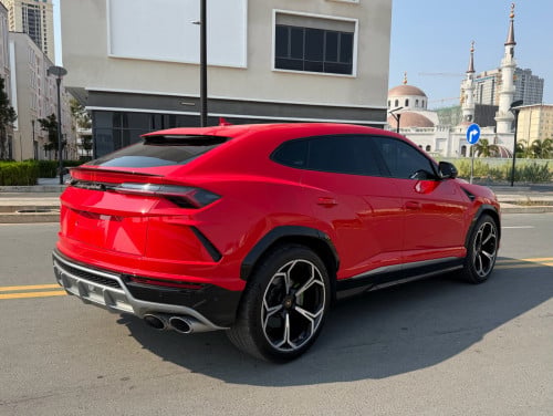 Lamborghini Urus 2020 ក្រដាស់ពន្ធ