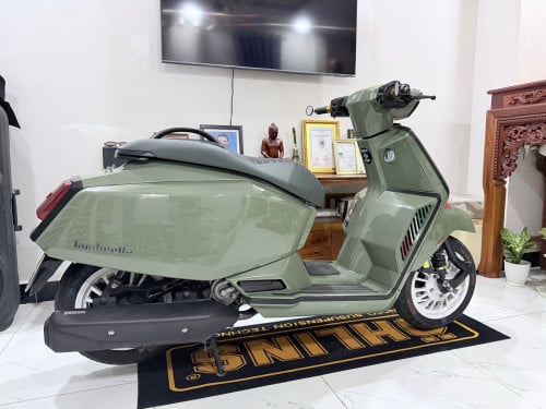 Lambretta X300តម្លៃចចារ