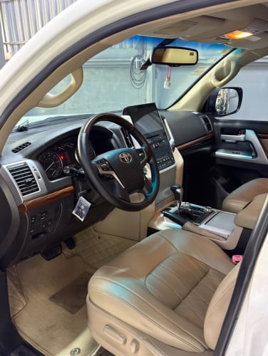 Land Cruiser 2008 Up 2021