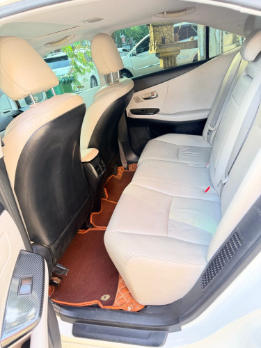Lexus HS250h Full Premium 2010 ថ្នាំ​សុីន​មួយ​ជុំ​ ម្ចាស់​ដើម​ទី​1