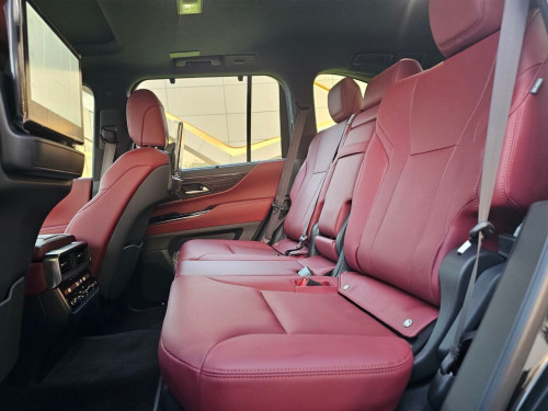 Lexus LX700h Urban 2026