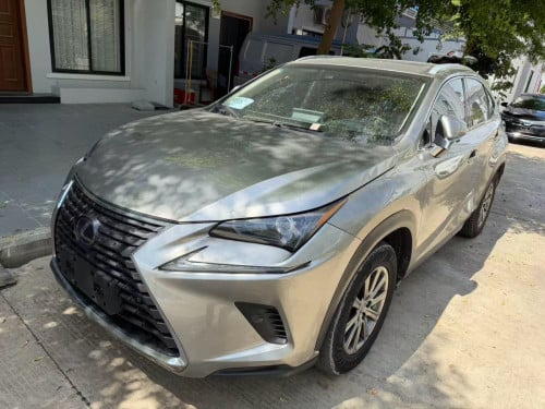 Lexus .n x 300 h