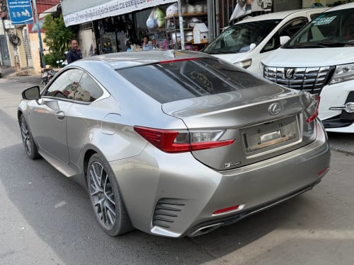 Lexus RC200T F-sport 2016 ( ម្ចាស់ប្រើ4 ខែ រើសលេខថ្មីបាន)