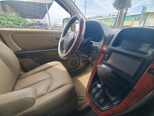 lexus RX300